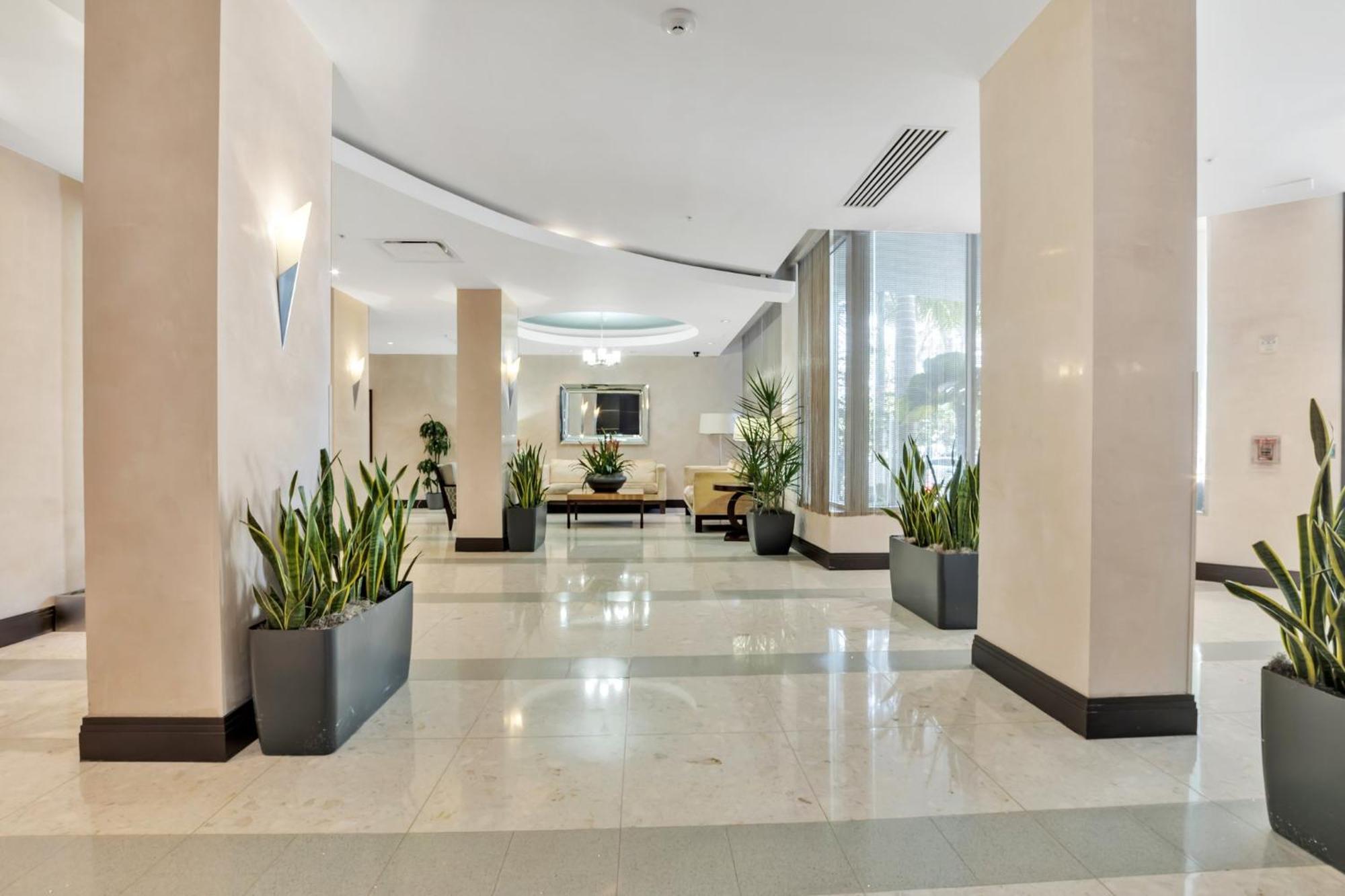 The Tides Apartments On The Beach Hollywood Esterno foto