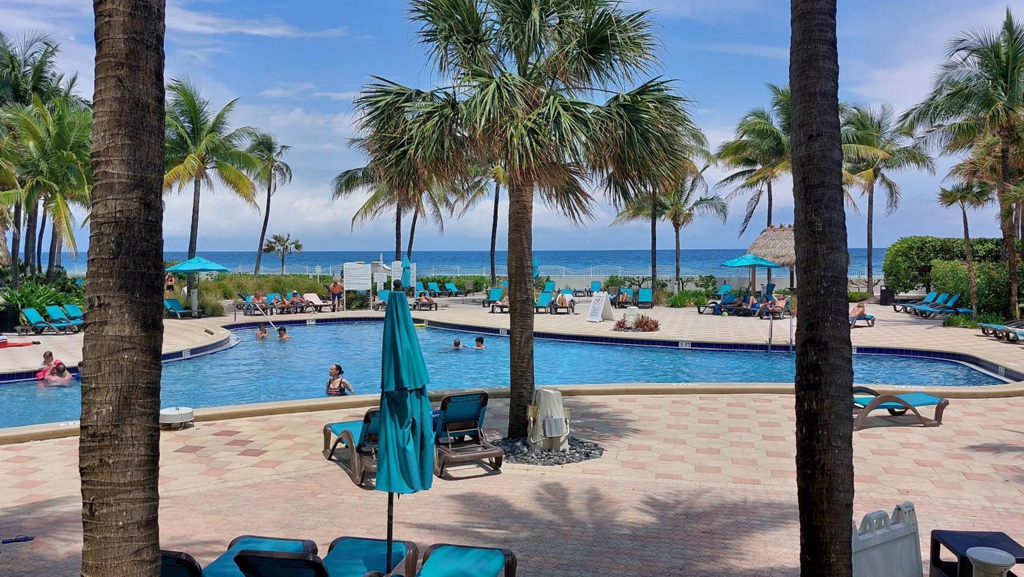 The Tides Apartments On The Beach Hollywood Esterno foto
