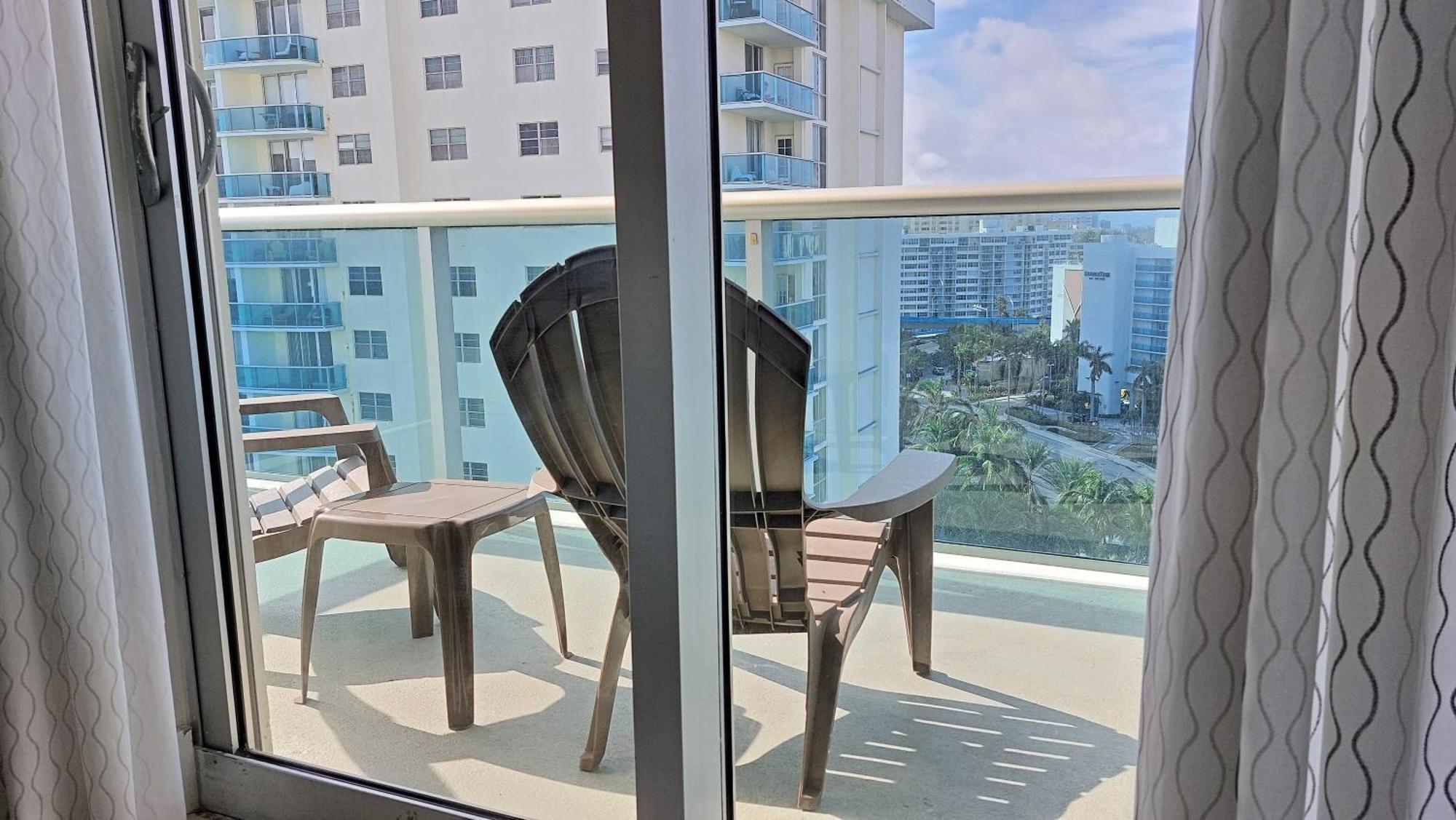 The Tides Apartments On The Beach Hollywood Esterno foto