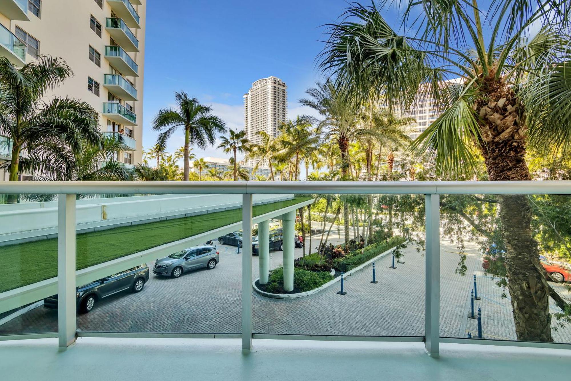 The Tides Apartments On The Beach Hollywood Esterno foto